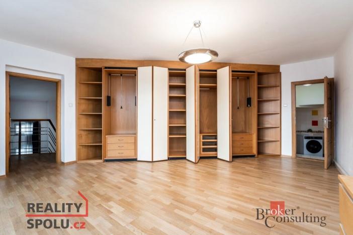 Pronájem bytu 6+kk, Praha - Vinohrady, Balbínova, 240 m2