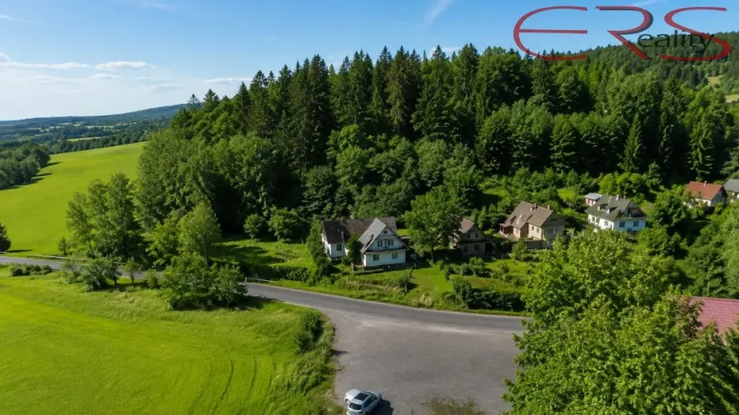 Prodej rodinného domu, Zásada, 200 m2