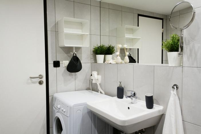 Prodej činžovního domu, Praha - Karlín, Křižíkova, 5555 m2