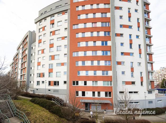 Pronájem bytu 2+kk, Praha - Hloubětín, Nademlejnská, 38 m2