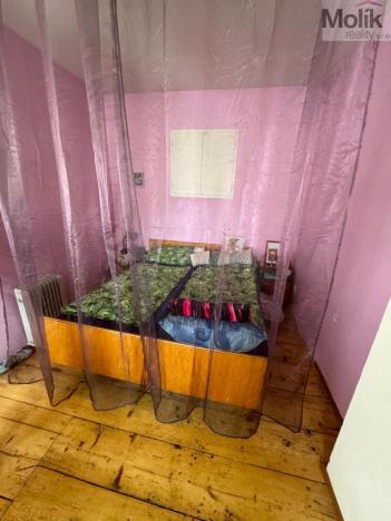 Prodej rodinného domu, Havraň, 272 m2