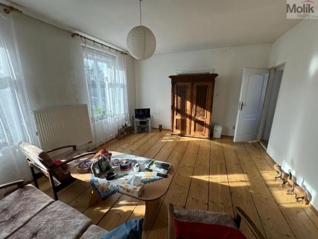 Prodej rodinného domu, Havraň, 272 m2