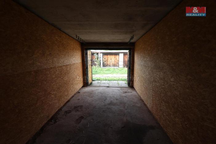 Prodej garáže, Praha, Novobohdalecká, 18 m2