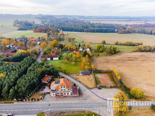 Prodej pozemku pro komerční výstavbu, Borek - Ostružno, 2548 m2