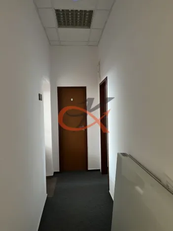 Pronájem komerční nemovitosti, Rožnov pod Radhoštěm, Tvarůžkova, 486 m2