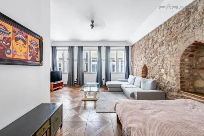 Prodej bytu 2+1, Praha - Staré Město, Karlova, 79 m2