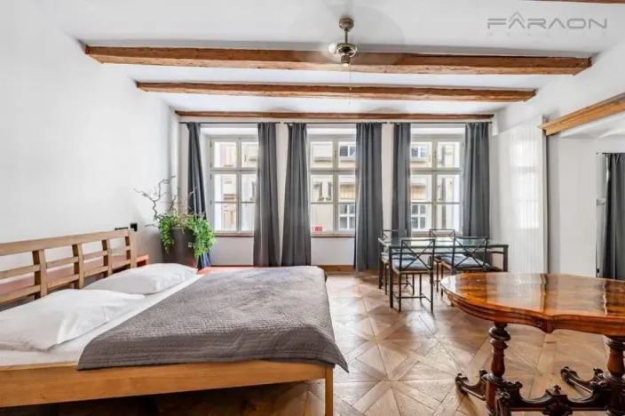 Prodej bytu 2+1, Praha - Staré Město, Karlova, 79 m2