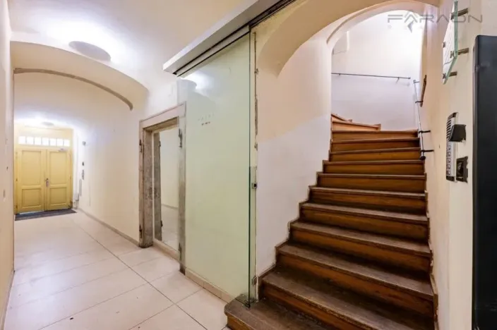 Prodej bytu 2+1, Praha - Staré Město, Karlova, 79 m2