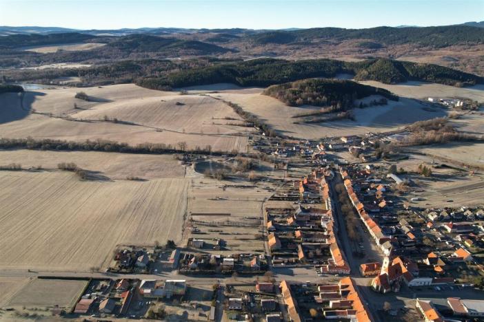 Prodej pozemku pro bydlení, Chvalšiny, 52315 m2