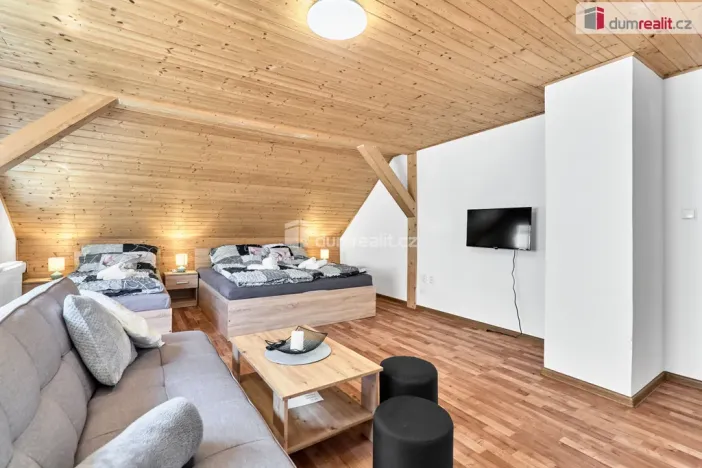 Prodej rodinného domu, Pernink, Střední, 180 m2