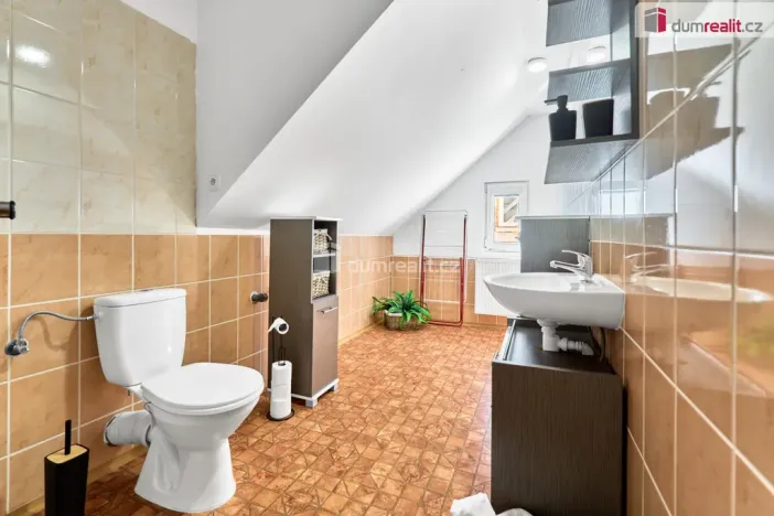 Prodej rodinného domu, Pernink, Střední, 180 m2