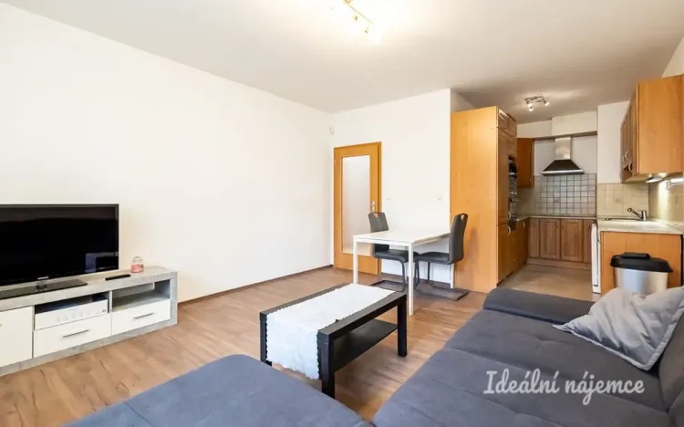 Pronájem bytu 2+kk, Praha - Záběhlice, Velenovského, 53 m2