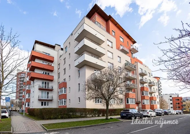 Pronájem bytu 2+kk, Praha - Záběhlice, Velenovského, 53 m2