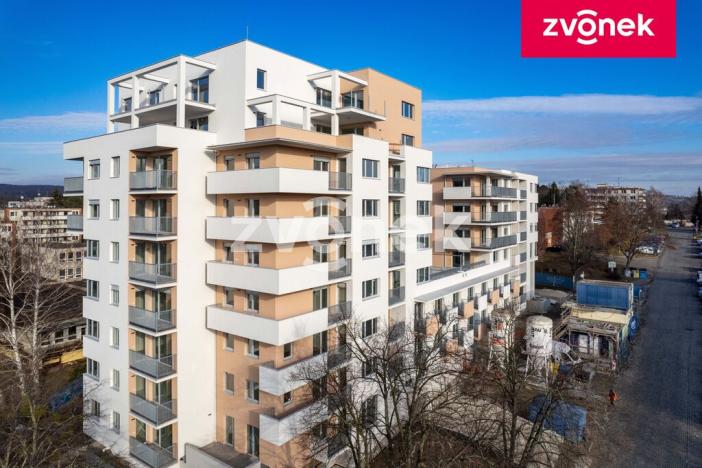 Prodej bytu 4+1, Zlín, Nad Stráněmi, 198 m2