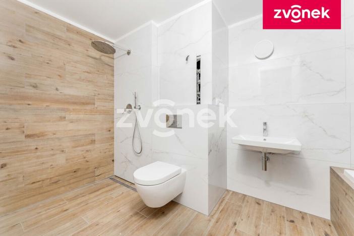 Prodej bytu 4+1, Zlín, Nad Stráněmi, 198 m2