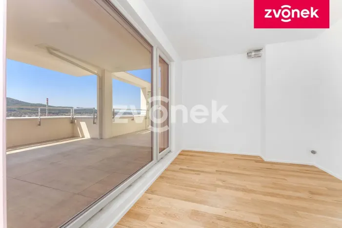 Prodej bytu 4+1, Zlín, Nad Stráněmi, 198 m2