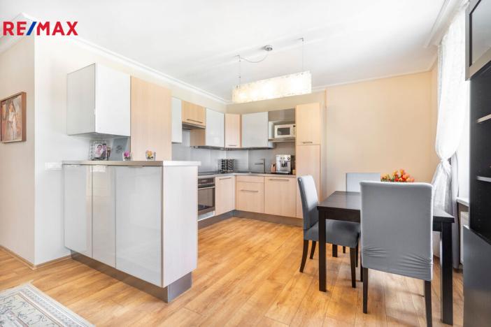Prodej bytu 3+kk, Karlovy Vary, Moskevská, 75 m2