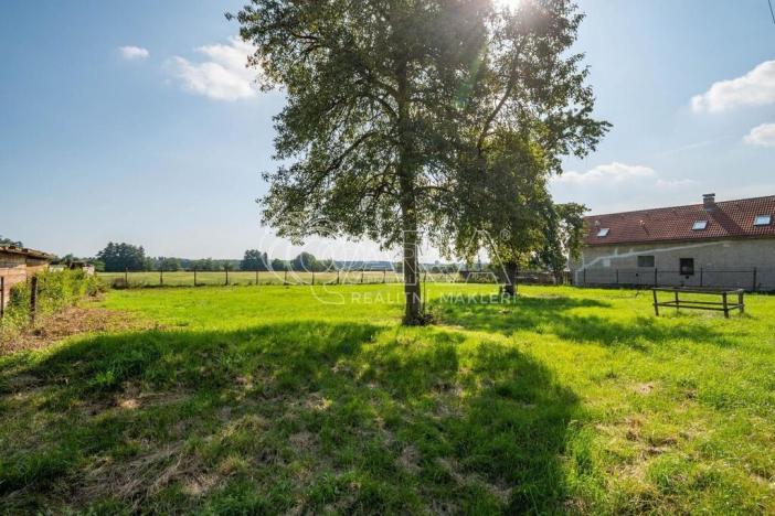 Prodej pozemku pro bydlení, Kladruby nad Labem - Bílé Vchynice, 1300 m2