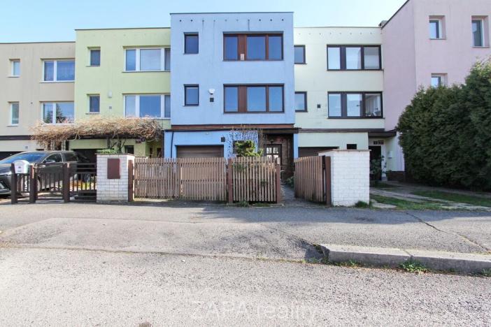 Prodej rodinného domu, Praha - Krč, Perlitová, 221 m2
