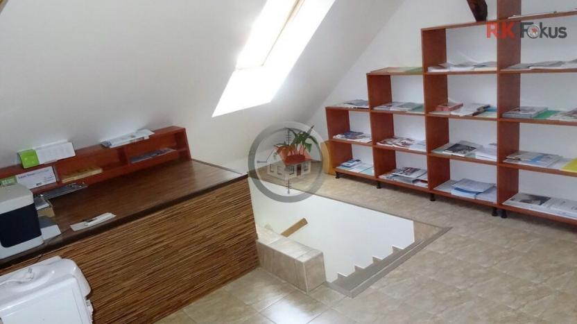 Pronájem kanceláře, Třebíč - Horka-Domky, Vaňkovo nám., 70 m2