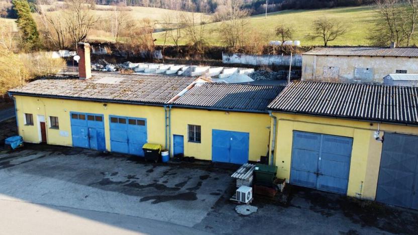 Prodej výrobních prostor, Sušice - Sušice III, 327 m2