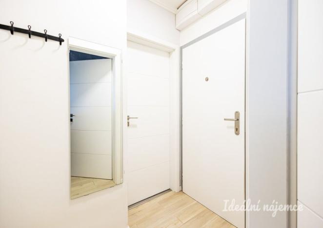 Pronájem bytu 2+kk, Praha - Letňany, Tupolevova, 31 m2