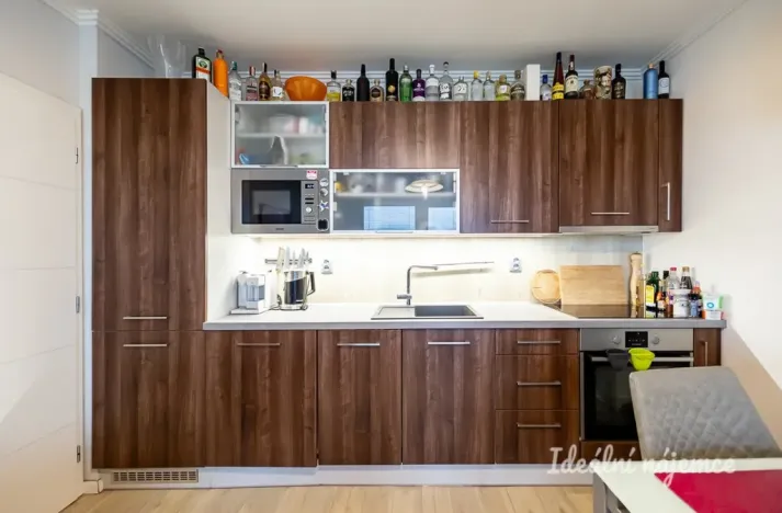 Pronájem bytu 2+kk, Praha - Letňany, Tupolevova, 31 m2