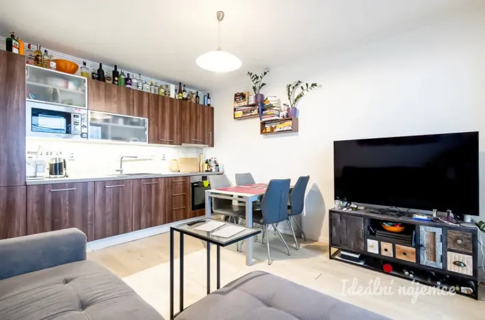 Pronájem bytu 2+kk, Praha - Letňany, Tupolevova, 31 m2