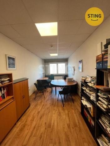 Pronájem kanceláře, Dolní Životice, U Sušárny, 107 m2