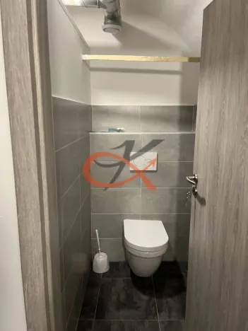 Pronájem kanceláře, Valašské Meziříčí, Náměstí, 62 m2