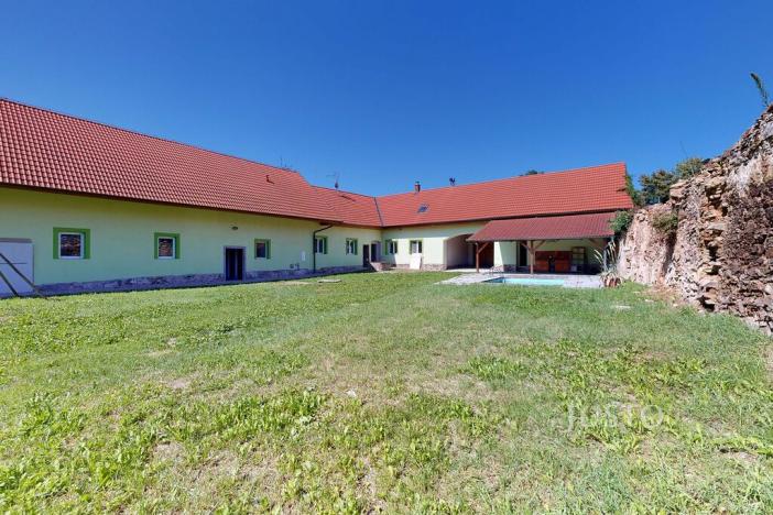 Prodej rodinného domu, Všemyslice, 530 m2