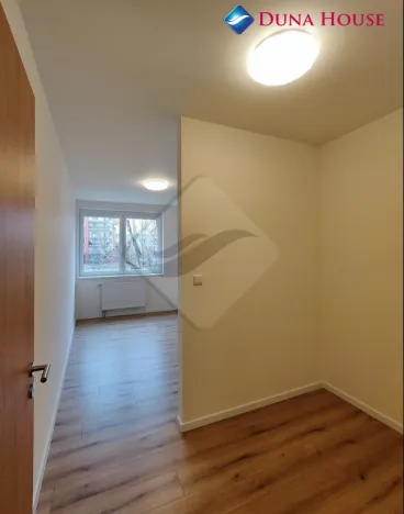 Prodej bytu 2+kk, Praha - Vysočany, Pod Harfou, 99 m2