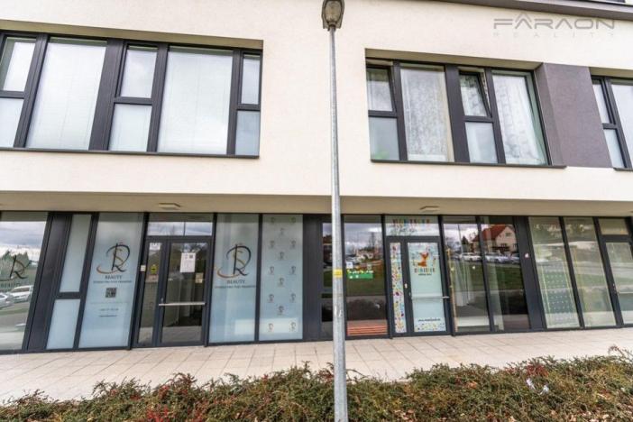 Prodej obchodního prostoru, Praha - Horní Měcholupy, Bolevecká, 64 m2