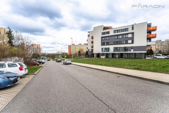 Prodej obchodního prostoru, Praha - Horní Měcholupy, Bolevecká, 64 m2