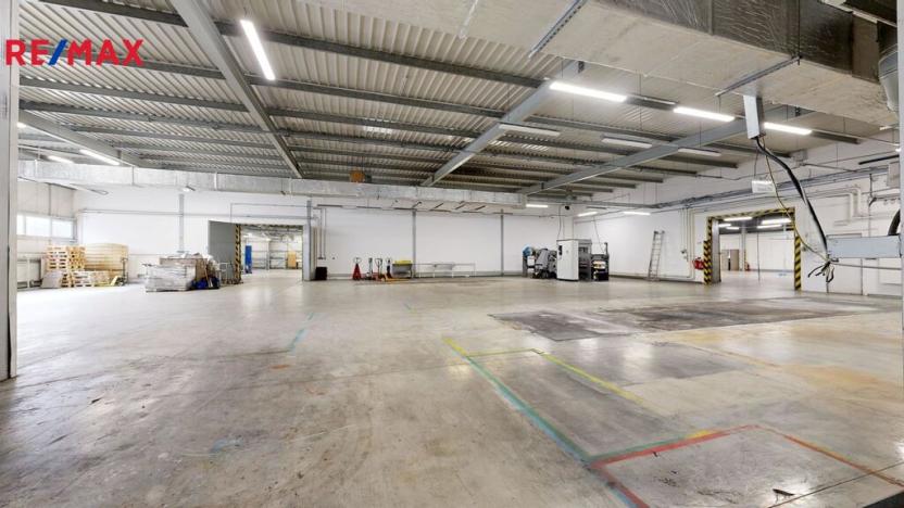 Prodej výrobních prostor, Blansko, 2746 m2