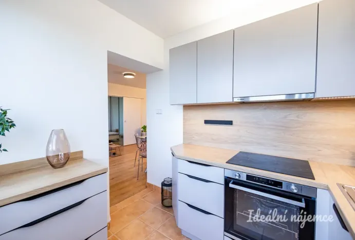 Pronájem bytu 2+1, Praha - Michle, Batelovská, 49 m2