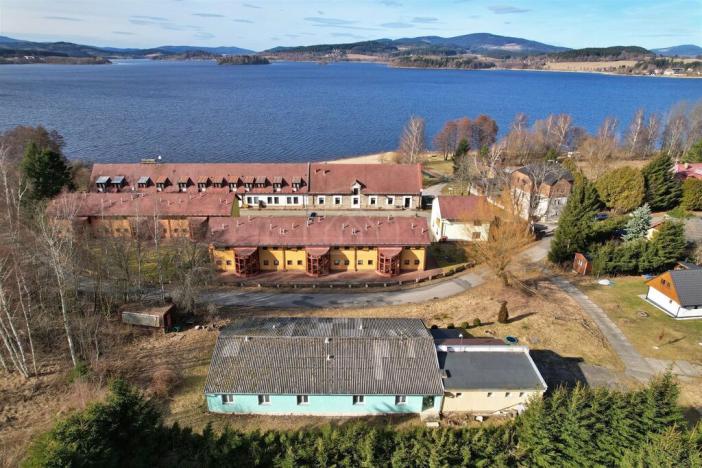 Prodej rodinného domu, Černá v Pošumaví, 290 m2