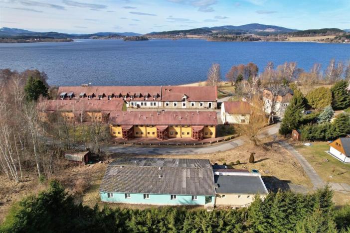 Prodej rodinného domu, Černá v Pošumaví, 290 m2