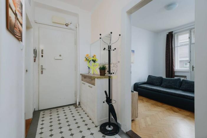 Pronájem bytu 2+1, Praha - Nové Město, Ve Smečkách, 52 m2