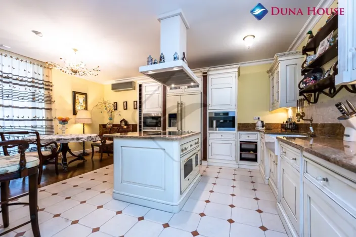 Prodej bytu 4+1, Praha - Veleslavín, Křenova, 201 m2