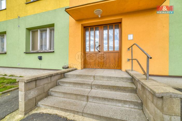 Prodej bytu 2+1, Toužim - Kosmová, 55 m2