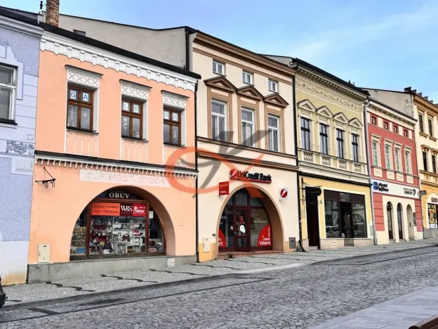 Prodej obchodního prostoru, Valašské Meziříčí, Náměstí, 345 m2