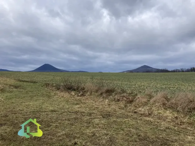 Prodej pozemku pro bydlení, Velemín - Oparno, 2226 m2