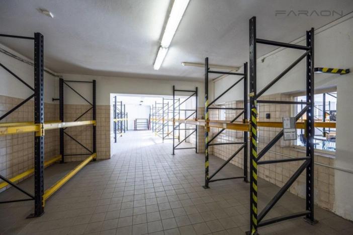 Pronájem skladu, Praha - Krč, Libušská, 976 m2