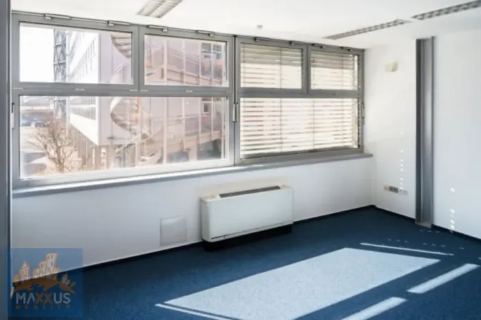 Pronájem kanceláře, Brno - Zábrdovice, Plynárenská, 760 m2