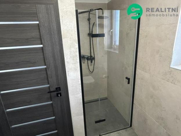 Prodej obchodního prostoru, Ostrovačice, Osvobození, 242 m2