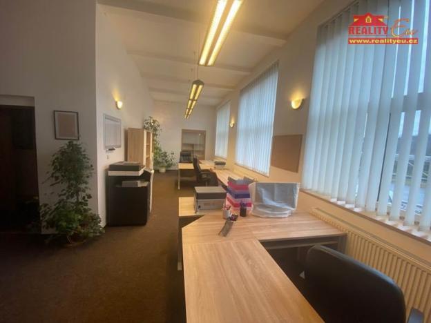 Pronájem kanceláře, Česká Skalice, Bezručova, 140 m2