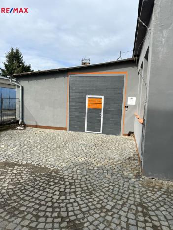 Pronájem obchodního prostoru, Třebíč - Nové Dvory, Viktorinova, 267 m2