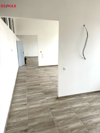 Pronájem obchodního prostoru, Třebíč - Nové Dvory, Viktorinova, 267 m2