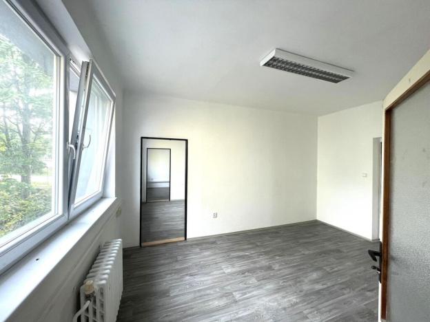 Pronájem kanceláře, Tábor, Chýnovská, 15 m2